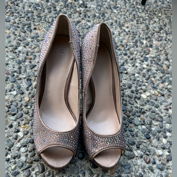 Le Chateau Fancy Heels size 7 - Picture 6 of 7